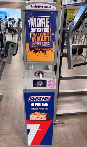 LA-Fitness-Snickers-1